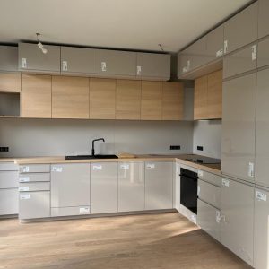 6a45b0ff-6f0d-4ed5-9c15-249e7c7722d2 6a45b0ff-6f0d-4ed5-9c15-249e7c7722d2